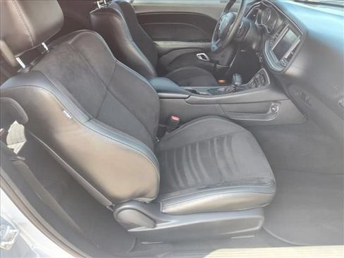 Used 2022 Dodge Challenger GT w/ Plus Package RWD image 10