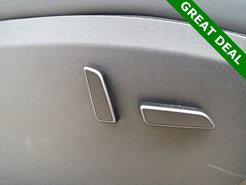 Used 2023 Tesla Model Y Long Range image 11