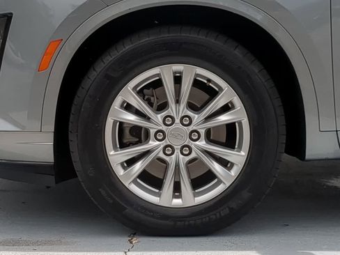 Used 2024 Cadillac XT6 Luxury FWD image 14