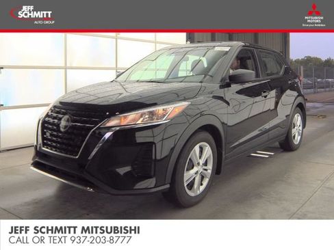 Used 2025 Nissan Kicks Play S FWD image 1