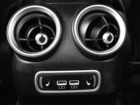 Used 2023 Alfa Romeo Giulia Sprint image 17