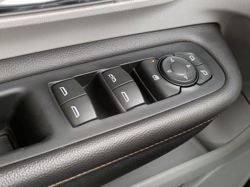 Used 2019 GMC Terrain SLT image 22