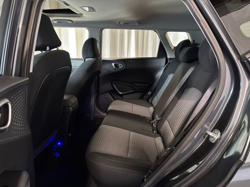 Certified 2022 Kia Soul GT-Line FWD image 5