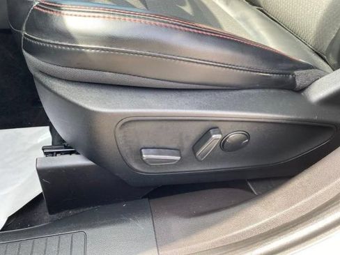 Used 2023 Ford Escape ST-Line AWD/4WD image 4