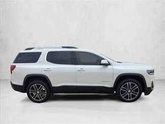 Used 2023 GMC Acadia SLT w/ Technology Package FWD video 4