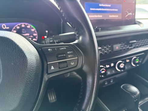 Used 2023 Honda Accord Sport image 17