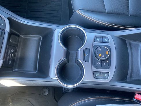 Used 2023 GMC Terrain AT4 w/ Infotainment Package II image 32