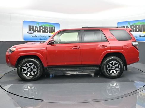 Used 2024 Toyota 4Runner TRD Off-Road Premium image 2