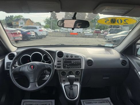 Used 2005 Pontiac Vibe w/ Power Group Value Package FWD image 24