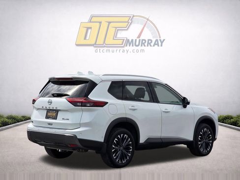 Used 2025 Nissan Rogue SL w/ Tech Package AWD/4WD image 5