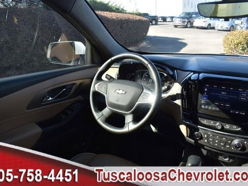 Certified 2023 Chevrolet Traverse Premier image 32