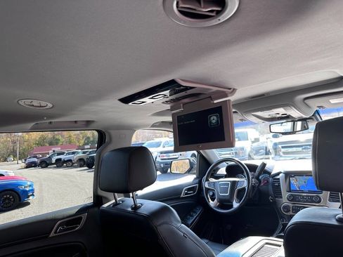 Used 2018 GMC Yukon XL Denali w/ Open Road Package image 31