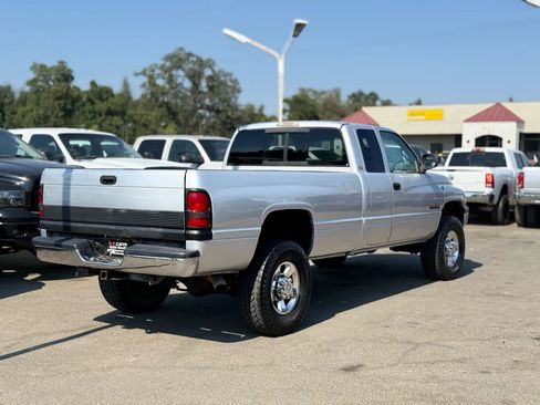 Used 1999 Dodge Ram 2500 Truck 4x4 Quad Cab image 3