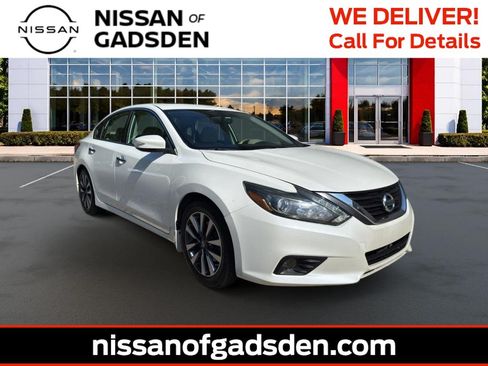 Used 2017 Nissan Altima 2.5 SL w/ 2.5 Technology Package FWD image 1