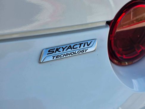 Used 2016 MAZDA MX-5 Miata Grand Touring image 28