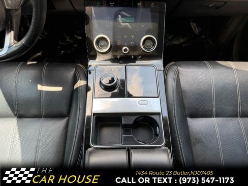 Used 2018 Land Rover Range Rover Velar S AWD/4WD image 33