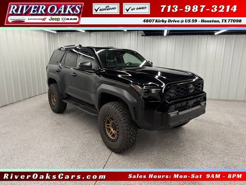 Used 2025 Toyota 4Runner TRD Off-Road Premium AWD/4WD image 1