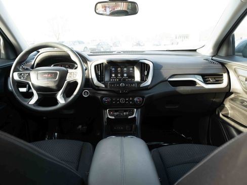 Used 2023 GMC Terrain SLE w/ Driver Convenience Package image 20