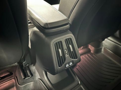 Used 2025 BMW X1 xDrive28i image 46