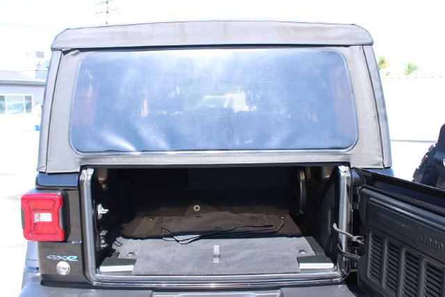 Used 2021 Jeep Wrangler Unlimited Rubicon 4xe AWD/4WD image 56