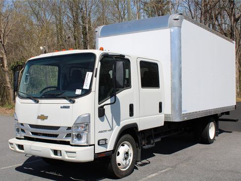New 2024 Chevrolet Low Cab Forward image 2