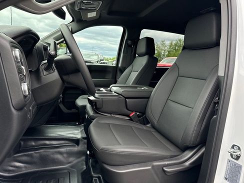 New 2026 GMC Sierra 3500 Pro AWD/4WD image 9