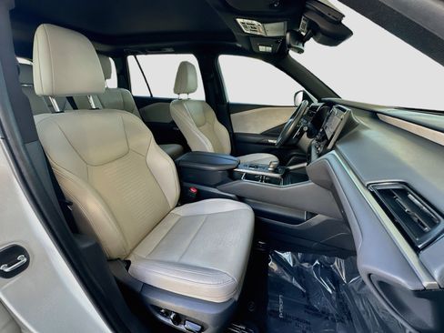 Used 2024 Lexus TX 350 FWD w/ Captains Chair Package image 29