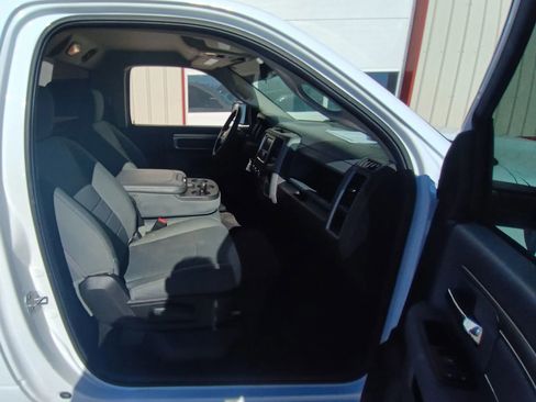 Used 2016 RAM 1500 Express image 8