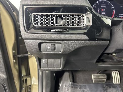 Used 2025 Honda Civic Sport image 16