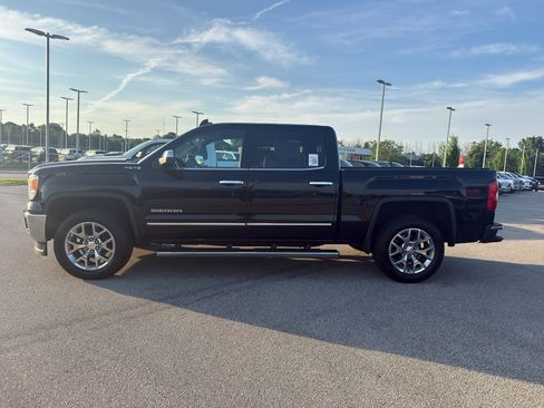 Used 2015 GMC Sierra 1500 SLT w/ SLT Crew Cab Value Package AWD/4WD image 6