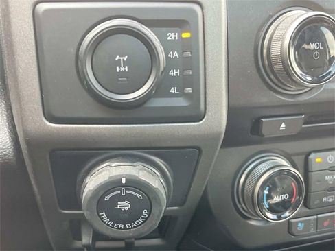 Used 2018 Ford F150 Raptor w/ Equipment Group 802A Luxury image 37