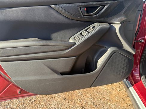 Used 2018 Subaru Crosstrek 2.0i Premium w/ Eyesight System image 15