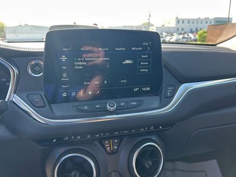 Used 2024 Chevrolet Blazer LT w/ Convenience Package image 7