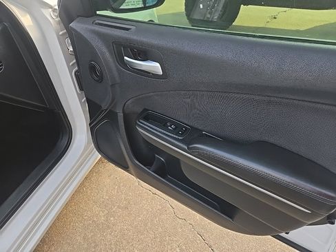 Used 2018 Dodge Charger SXT image 66