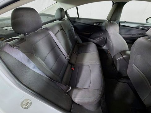 Used 2016 Chevrolet Cruze LT FWD image 26