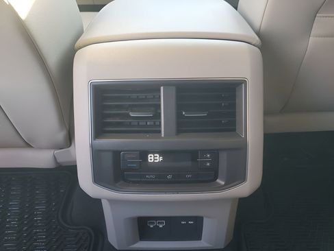 Used 2019 Volkswagen Atlas SEL image 21