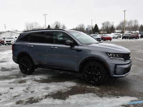 Used 2022 Kia Sorento SX image 8