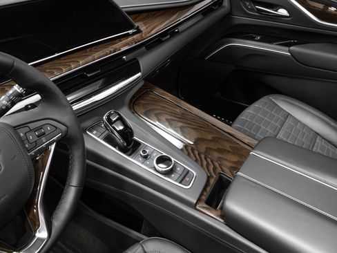 Used 2022 Cadillac Escalade Sport Platinum image 34