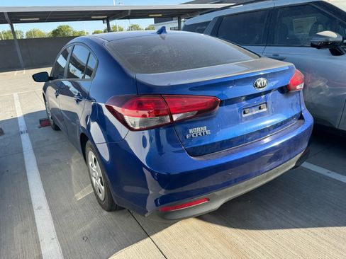 Used 2018 Kia Forte LX FWD image 3