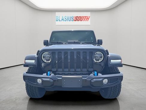Used 2021 Jeep Wrangler Unlimited Sahara image 4