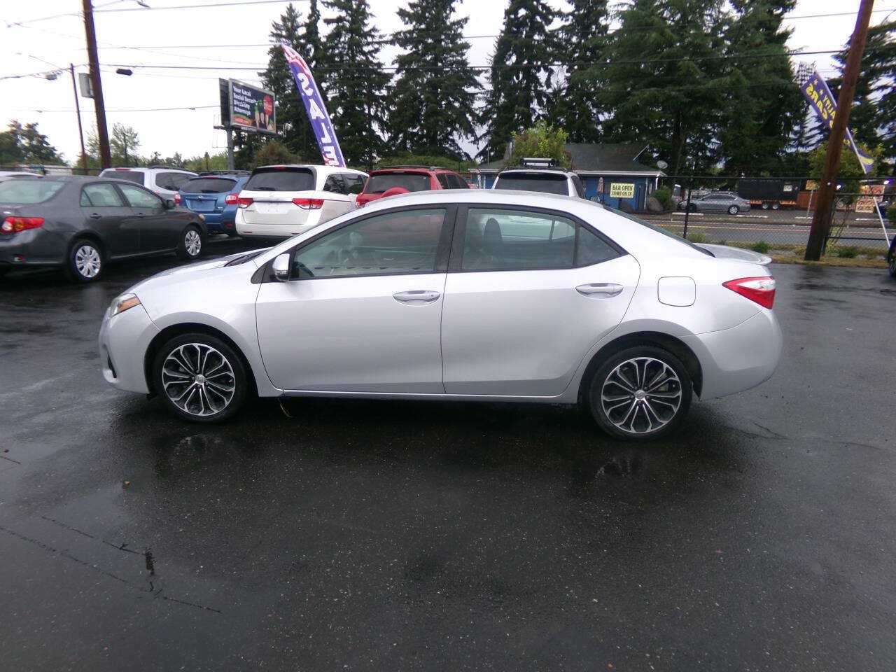 Used 2016 Toyota Corolla S FWD image 1