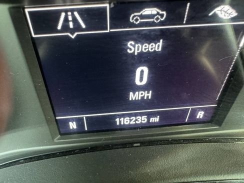 Used 2019 Chevrolet Cruze LS w/ LS Convenience Package FWD image 25
