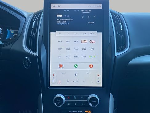 Certified 2023 Ford Edge SEL image 18