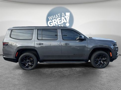 Certified 2024 Jeep Wagoneer Series II image 2