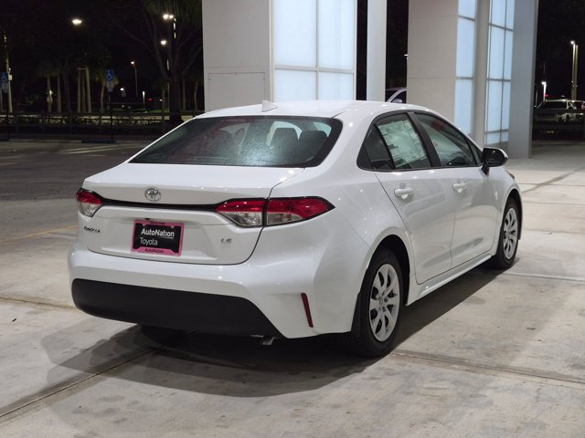 New 2027 Toyota Corolla LE FWD image 2
