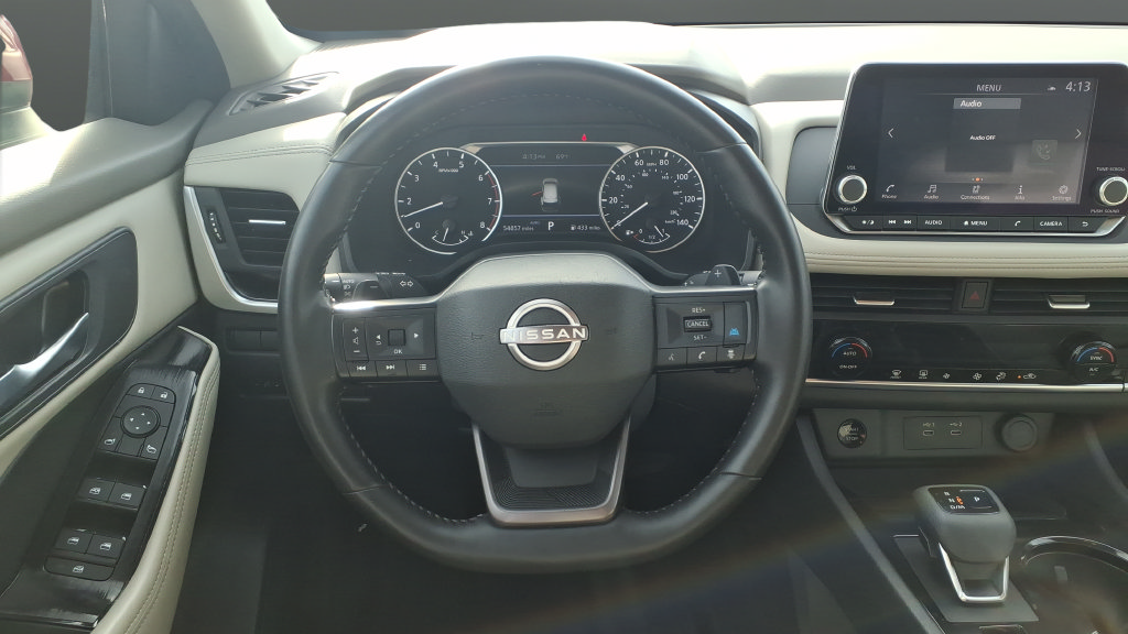 Used 2025 Nissan Rogue SV AWD/4WD image 15