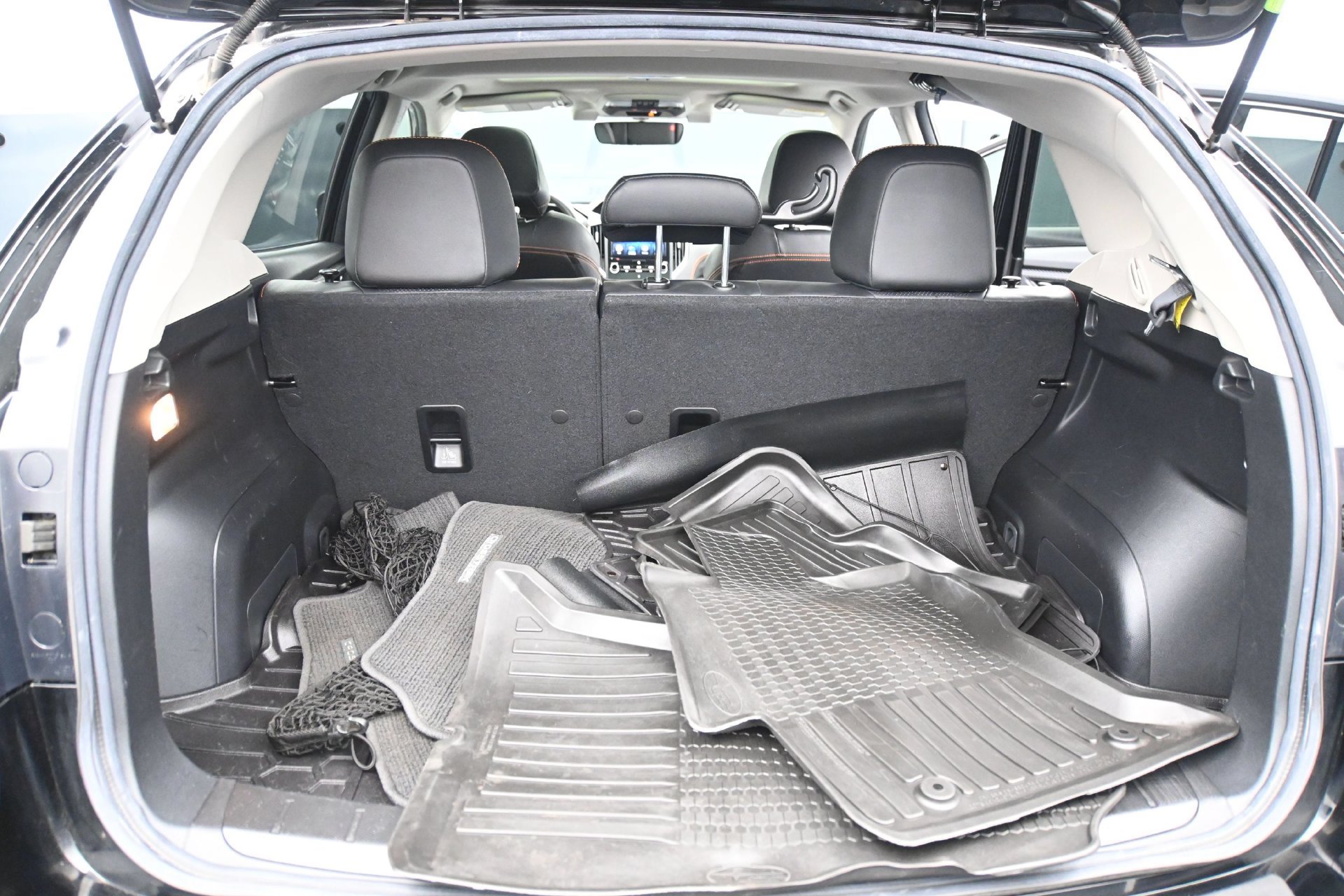 Used 2019 Subaru Crosstrek 2.0i Limited w/ Moonroof Package w/Navigation AWD/4WD image 15