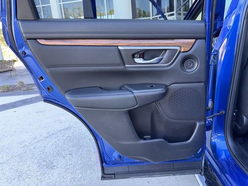 Used 2020 Honda CR-V Touring image 21