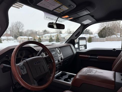 Used 2012 Ford F350 King Ranch w/ King Ranch w/Chrome Pkg image 19