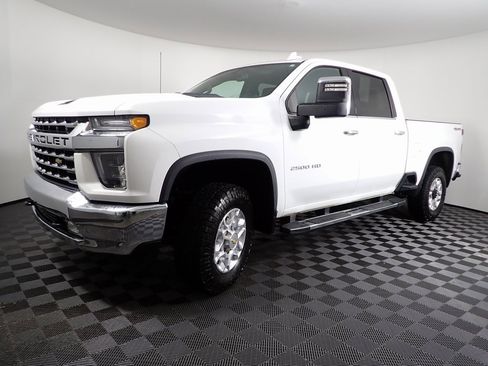 Used 2021 Chevrolet Silverado 2500 LTZ image 11